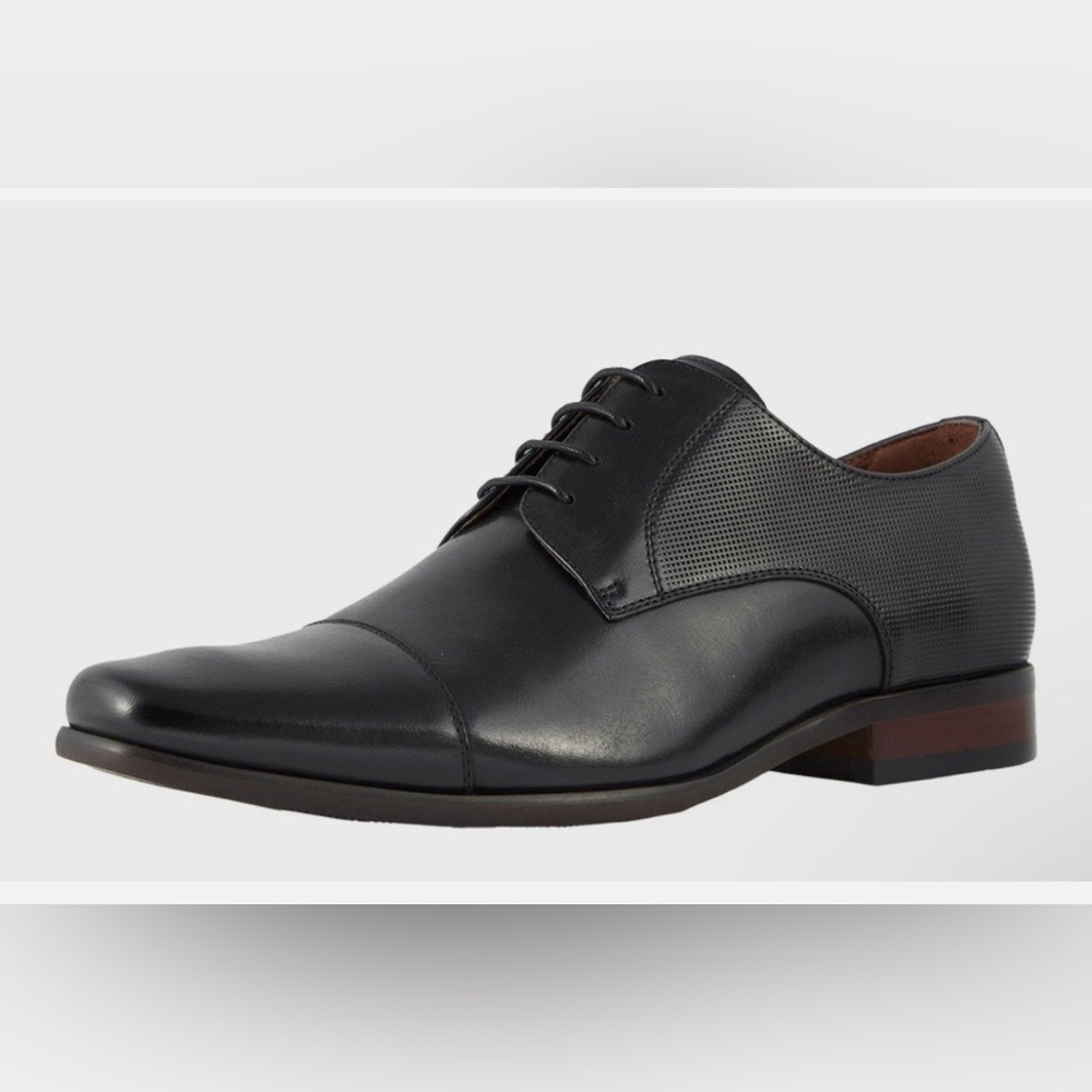 Florsheim Men's Postino Cap Toe Oxfords in black Size 9